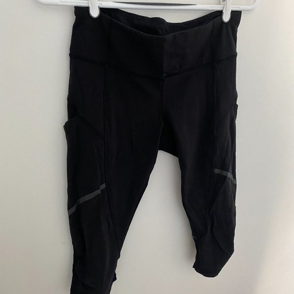 Lulu cropped running legging with pockets - Picture 2 of 7